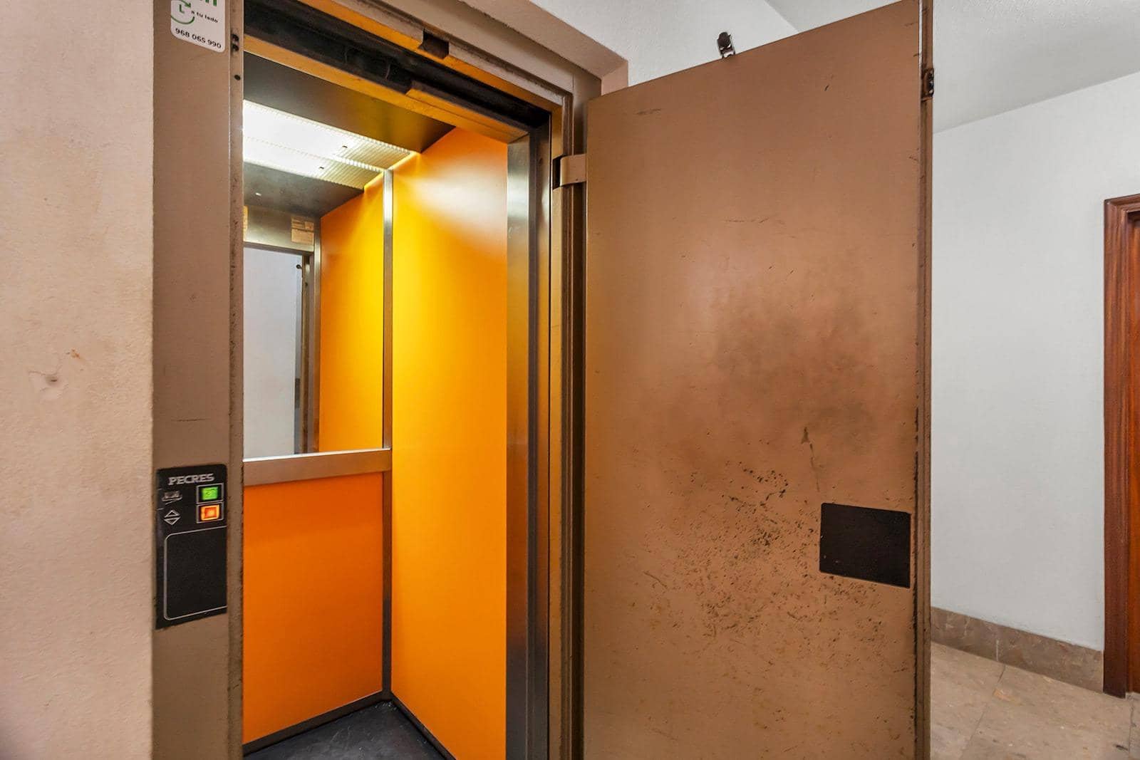 3 makuuhuone Asunto myytävänä paikassa Torrevieja - 200 000 € (Ref: 10075661)