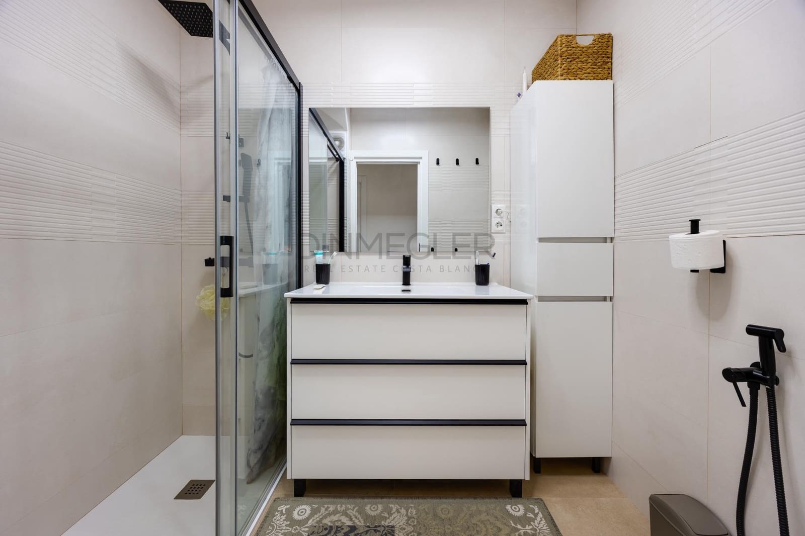 2 bedroom Penthouse for sale in Torrevieja - € 190,000 (Ref: 10098420)