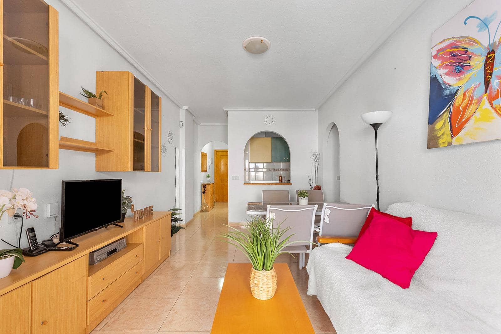 Piso de 2 habitaciones en Torrevieja en venta con piscina - 127.000 € (Ref: 10102620)