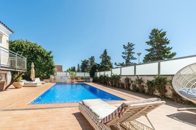 Chalet de 5 habitaciones en La Mata, Torrevieja en venta con piscina - 1.090.000 € (Ref: 10129475)