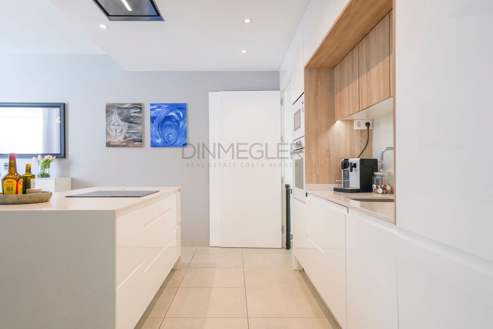 4 soveværelse Villa til salg i Benijofar med swimmingpool garage - € 640.000 (Ref: 10136064)