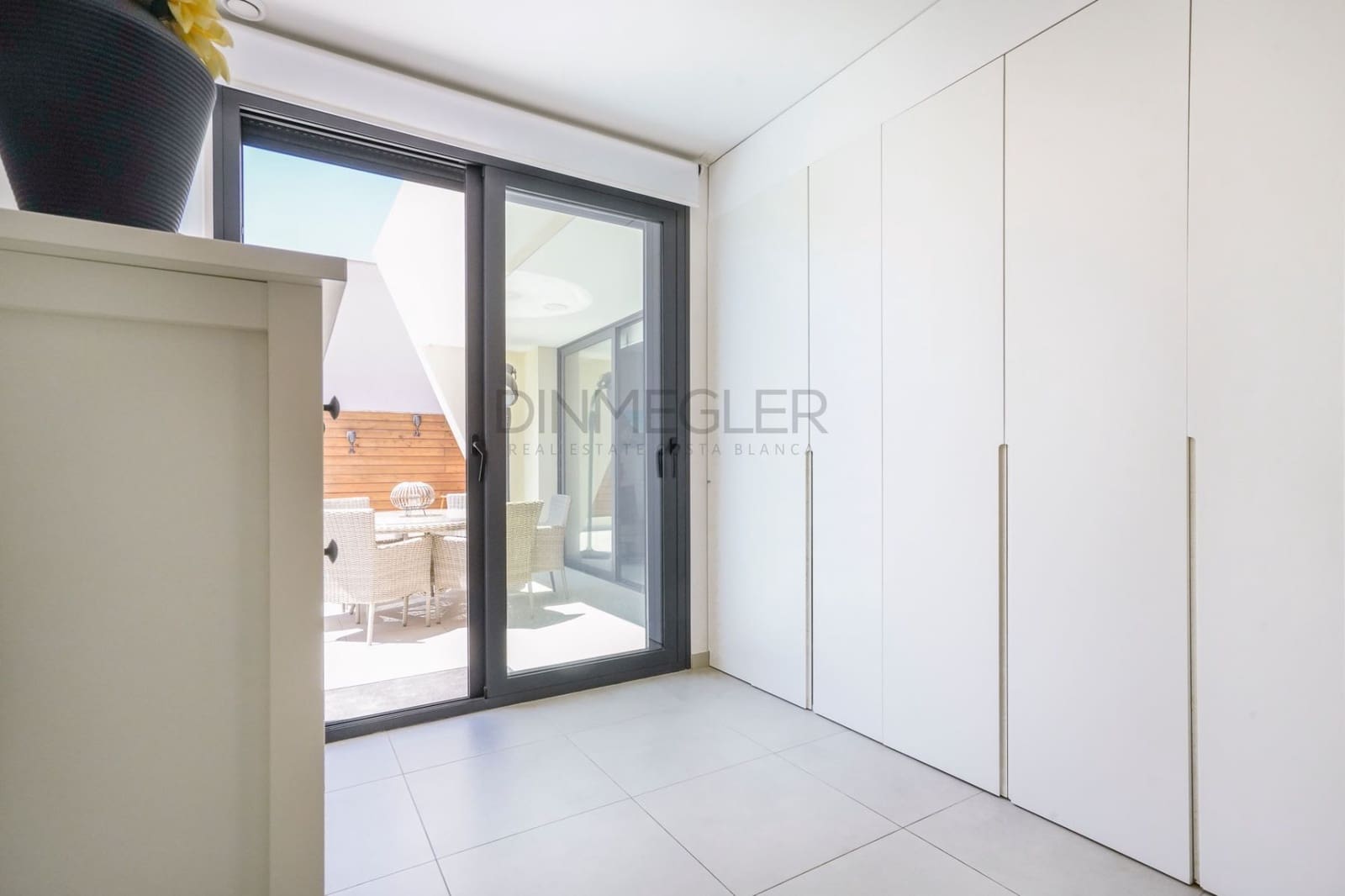 4 soveværelse Villa til salg i Benijofar med swimmingpool garage - € 640.000 (Ref: 10136064)