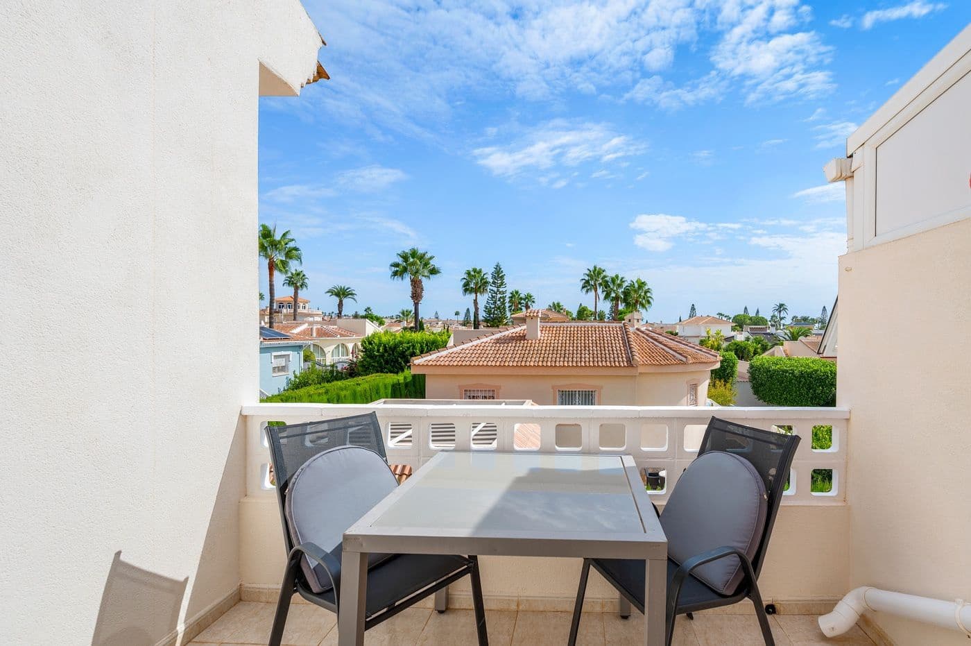 Adosado de 3 habitaciones en Doña Pepa en venta con piscina - 269.000 € (Ref: 10136070)