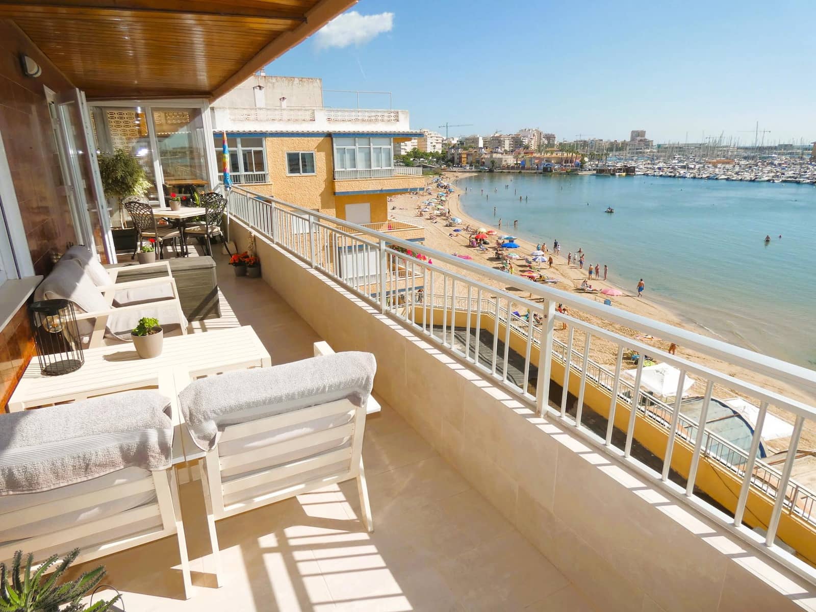 2 bedroom Apartment for sale in Torrevieja with pool - € 339,000 (Ref: 10155289)