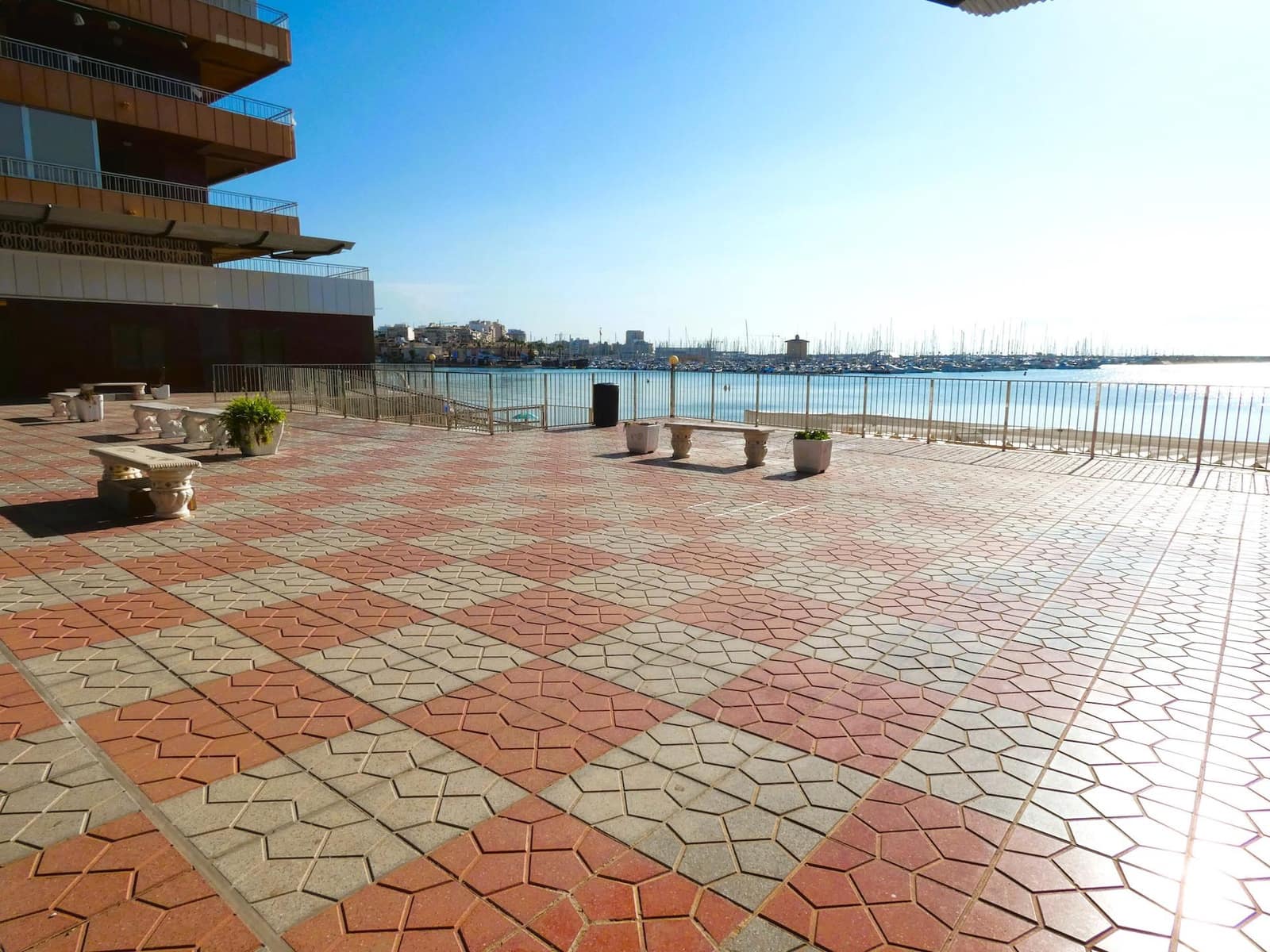2 bedroom Apartment for sale in Torrevieja with pool - € 339,000 (Ref: 10155289)