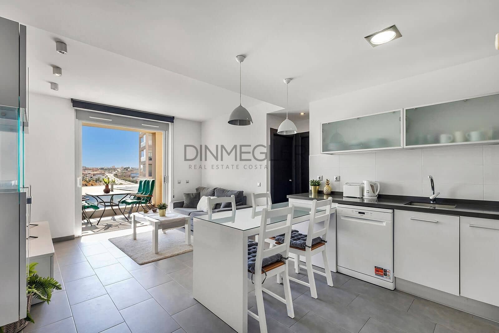 2 camera da letto Appartamento in vendita in Torrevieja con piscina garage - 350.000 € (Rif: 10175232)