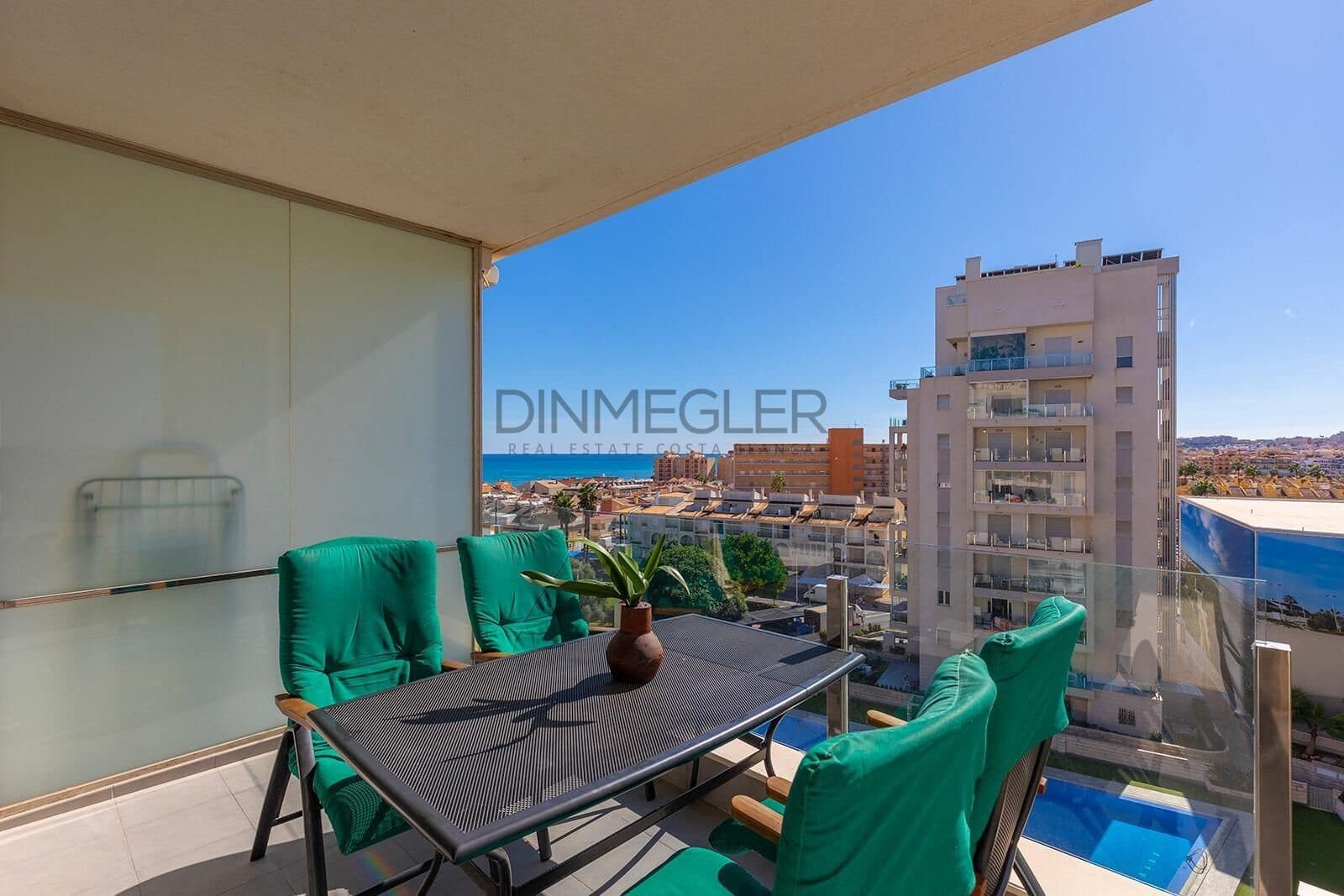 2 camera da letto Appartamento in vendita in Torrevieja con piscina garage - 350.000 € (Rif: 10175232)
