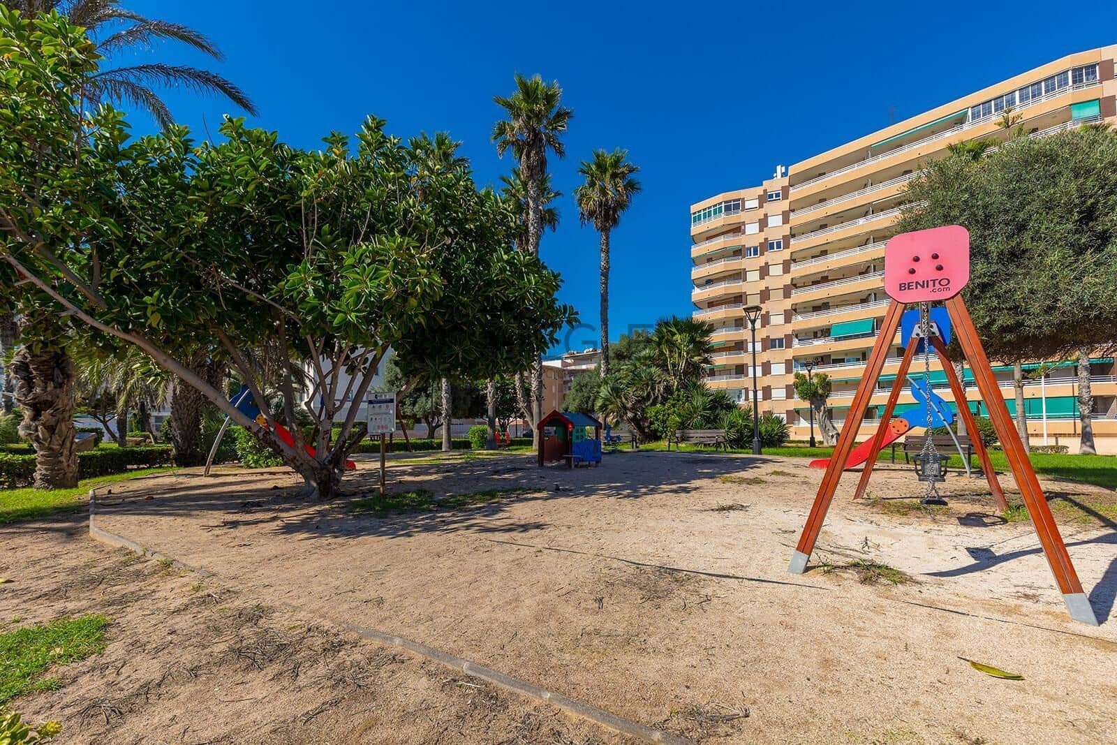 2 camera da letto Appartamento in vendita in Torrevieja con piscina garage - 350.000 € (Rif: 10175232)