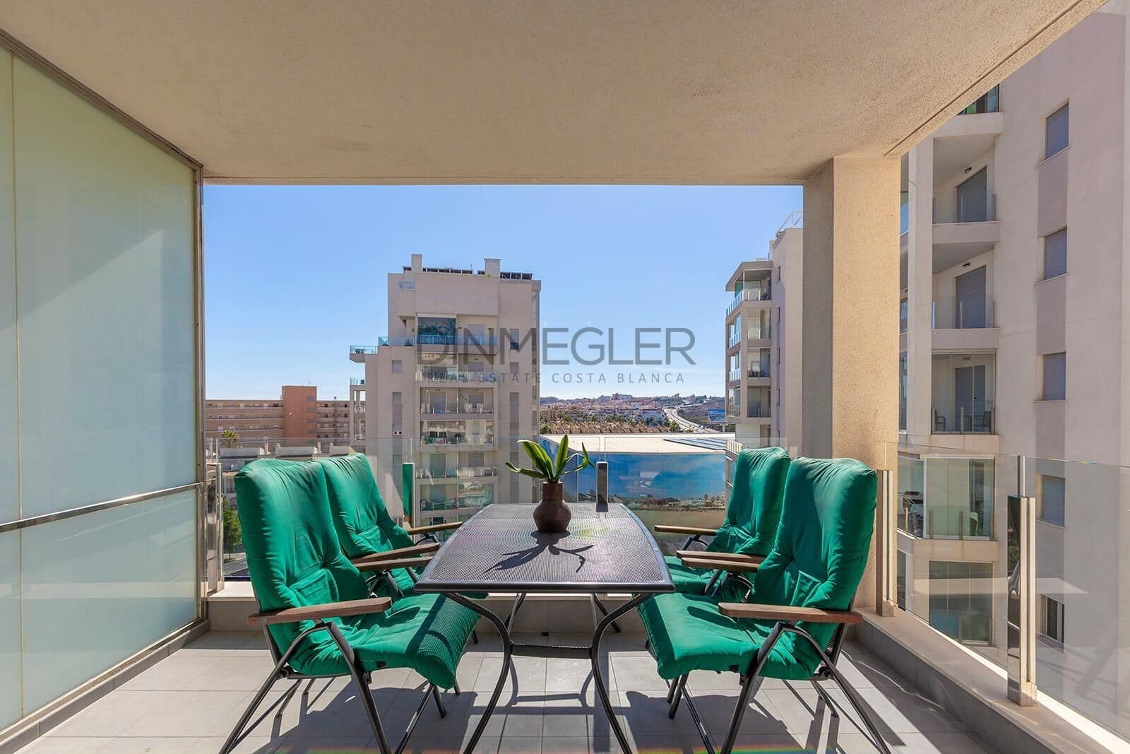 2 camera da letto Appartamento in vendita in Torrevieja con piscina garage - 350.000 € (Rif: 10175232)