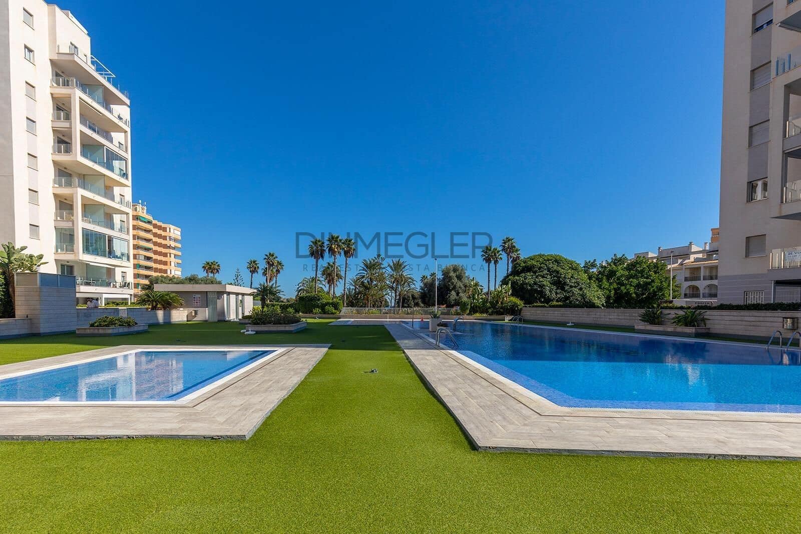 2 camera da letto Appartamento in vendita in Torrevieja con piscina garage - 350.000 € (Rif: 10175232)