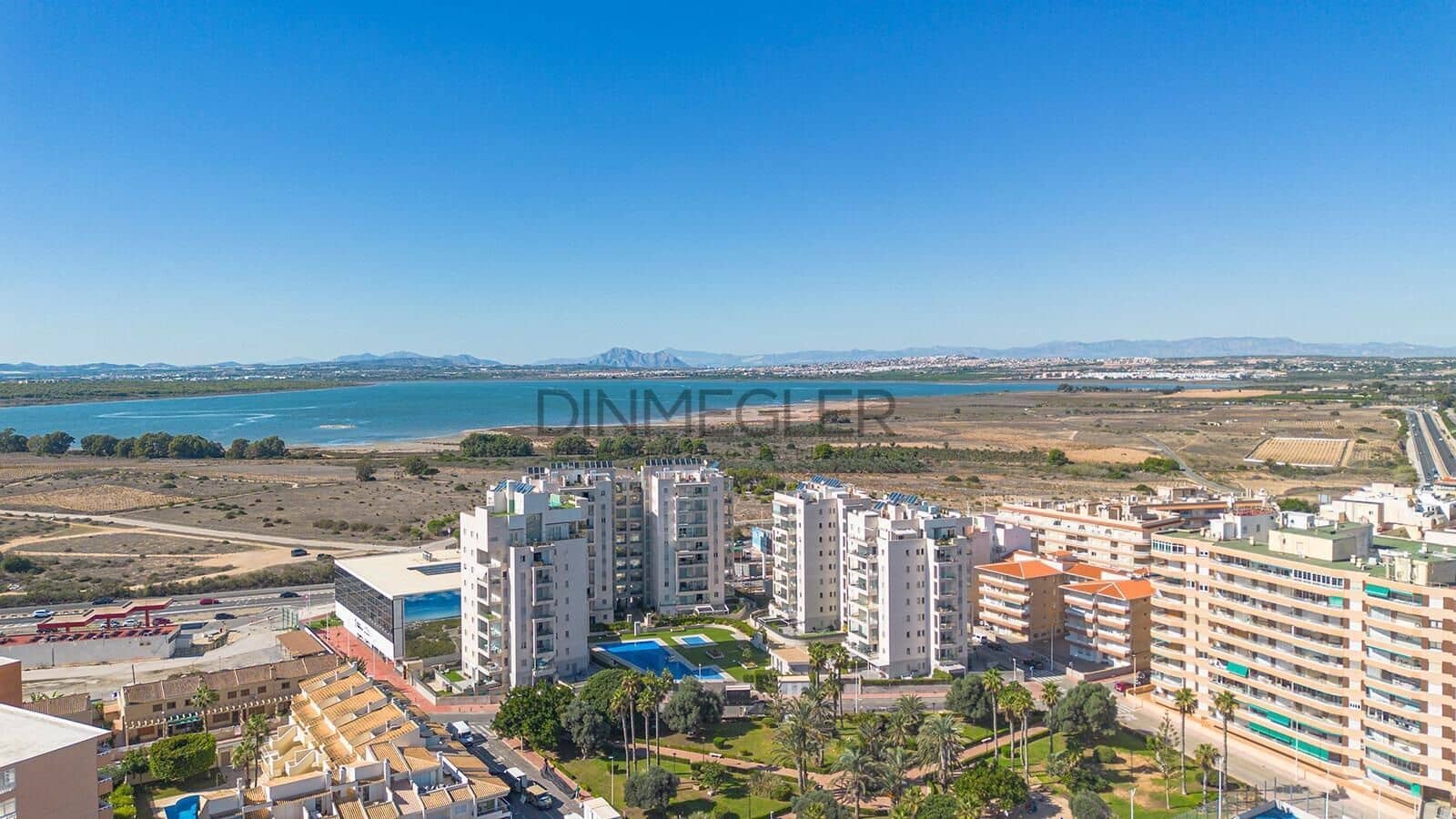 2 camera da letto Appartamento in vendita in Torrevieja con piscina garage - 350.000 € (Rif: 10175232)