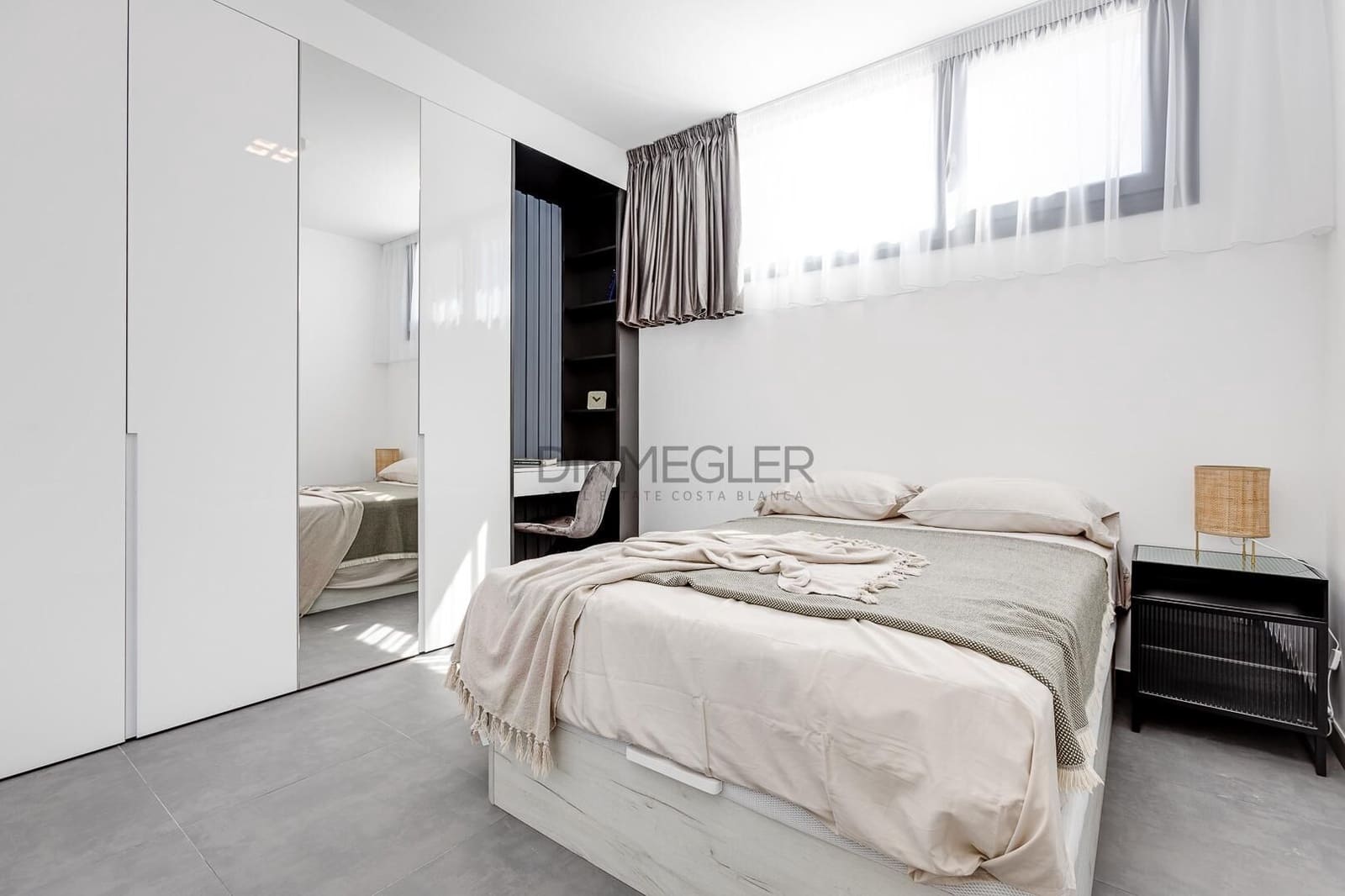 4 chambre Villa/Maison à vendre à Torrevieja avec piscine - 940 000 € (Ref: 8572396)