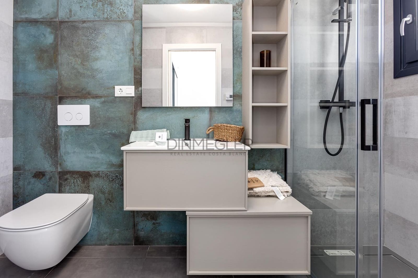 4 chambre Villa/Maison à vendre à Torrevieja avec piscine - 940 000 € (Ref: 8572396)