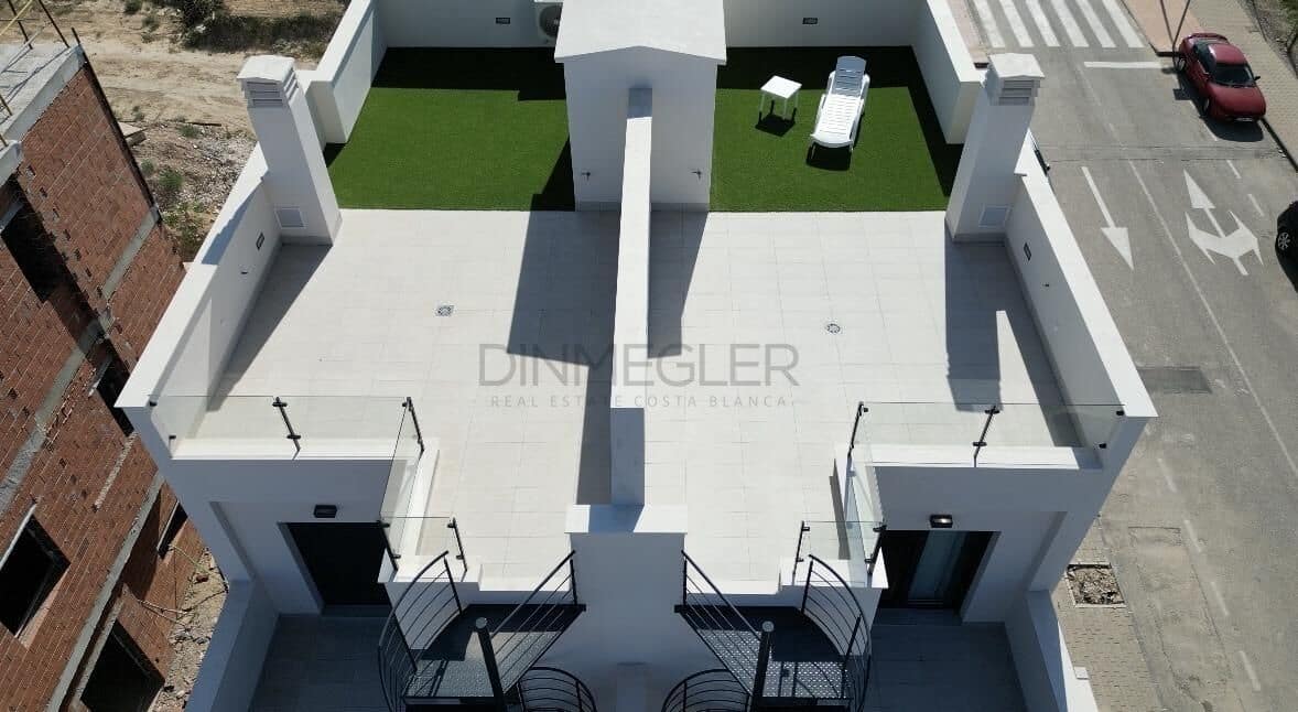 4 slaapkamer Halfvrijstaande villa te koop in Guardamar del Segura met zwembad - € 507.050 (Ref: 8646033)