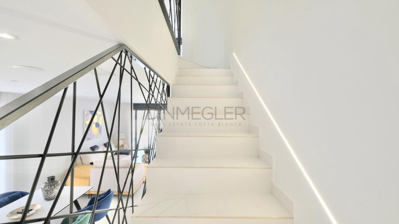 4 slaapkamer Halfvrijstaande villa te koop in Guardamar del Segura met zwembad - € 507.050 (Ref: 8646033)