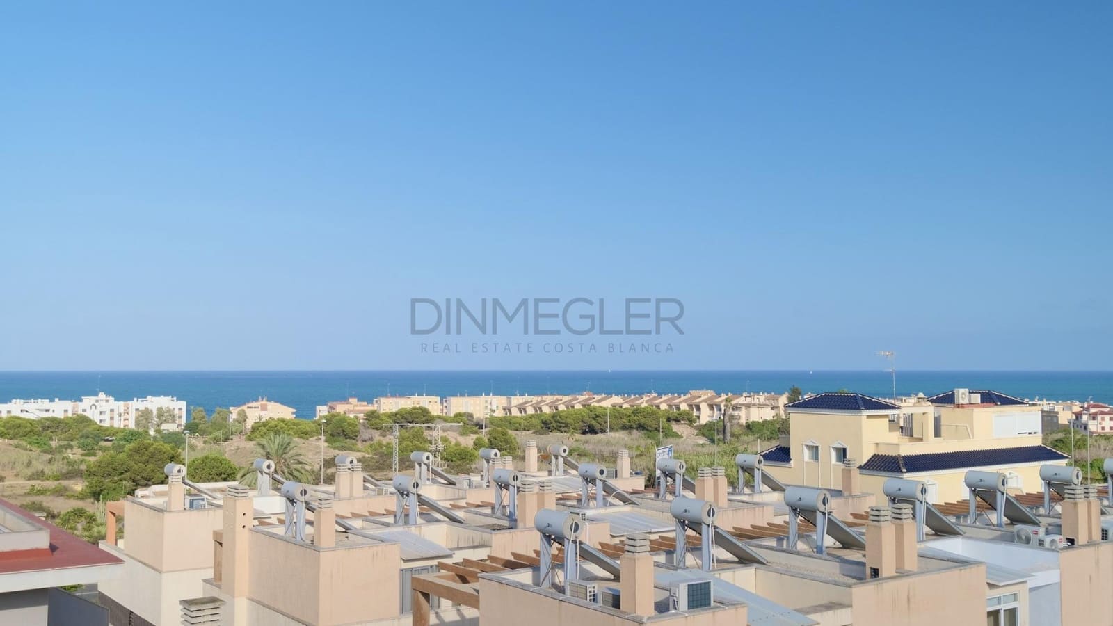 4 slaapkamer Halfvrijstaande villa te koop in Guardamar del Segura met zwembad - € 507.050 (Ref: 8646033)