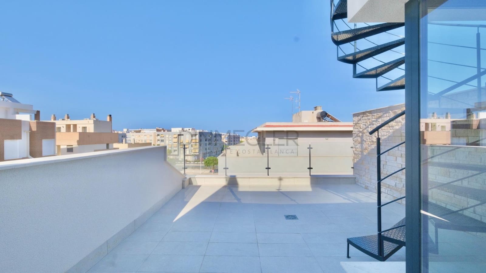 4 slaapkamer Halfvrijstaande villa te koop in Guardamar del Segura met zwembad - € 507.050 (Ref: 8646033)