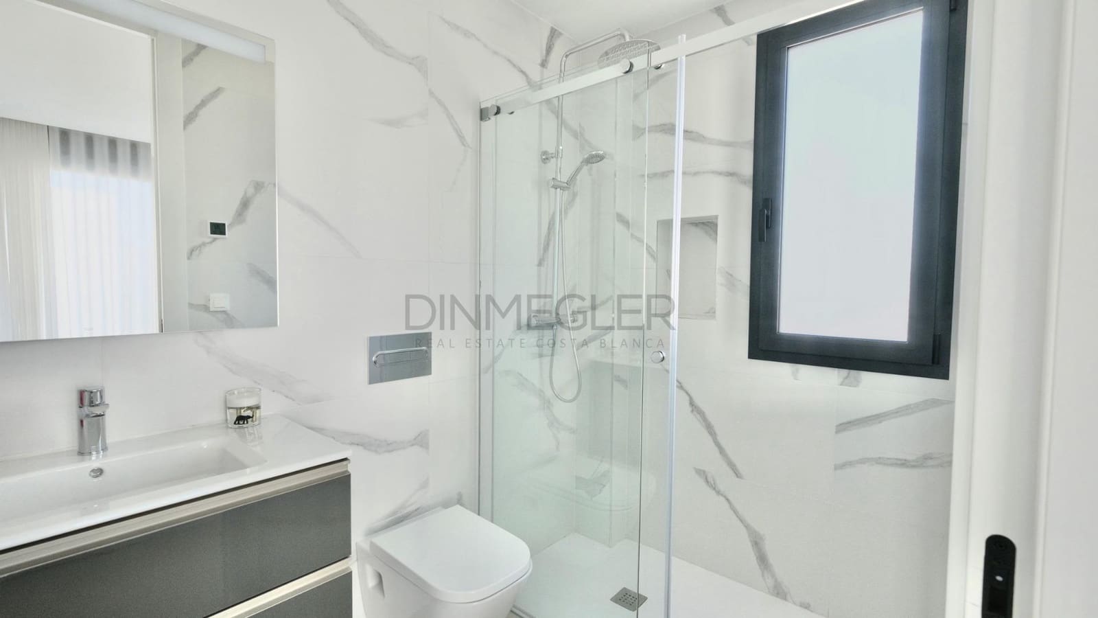 4 slaapkamer Halfvrijstaande villa te koop in Guardamar del Segura met zwembad - € 507.050 (Ref: 8646033)