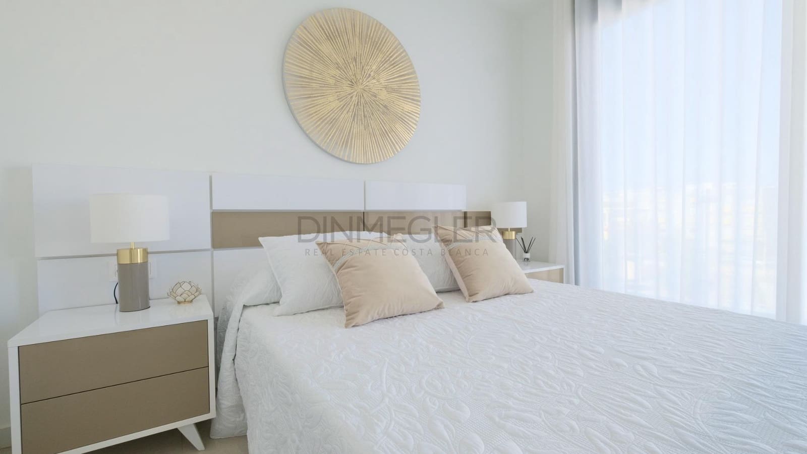 4 slaapkamer Halfvrijstaande villa te koop in Guardamar del Segura met zwembad - € 507.050 (Ref: 8646033)