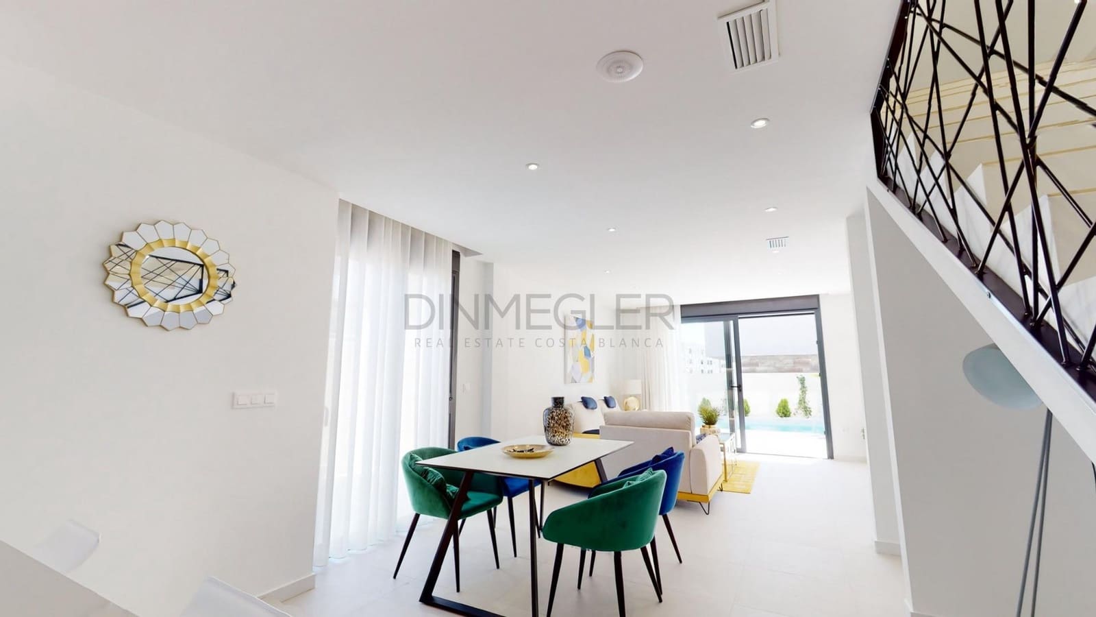 4 slaapkamer Halfvrijstaande villa te koop in Guardamar del Segura met zwembad - € 507.050 (Ref: 8646033)