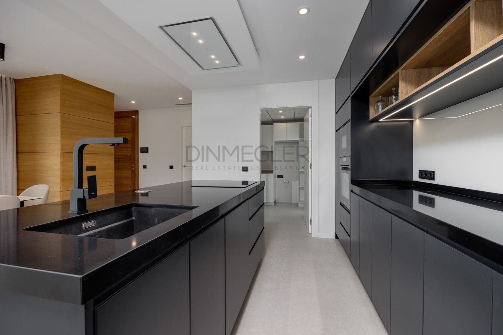 3 makuuhuone Huvila myytävänä paikassa Ciudad Quesada mukana uima-altaan - 925 000 € (Ref: 8765285)