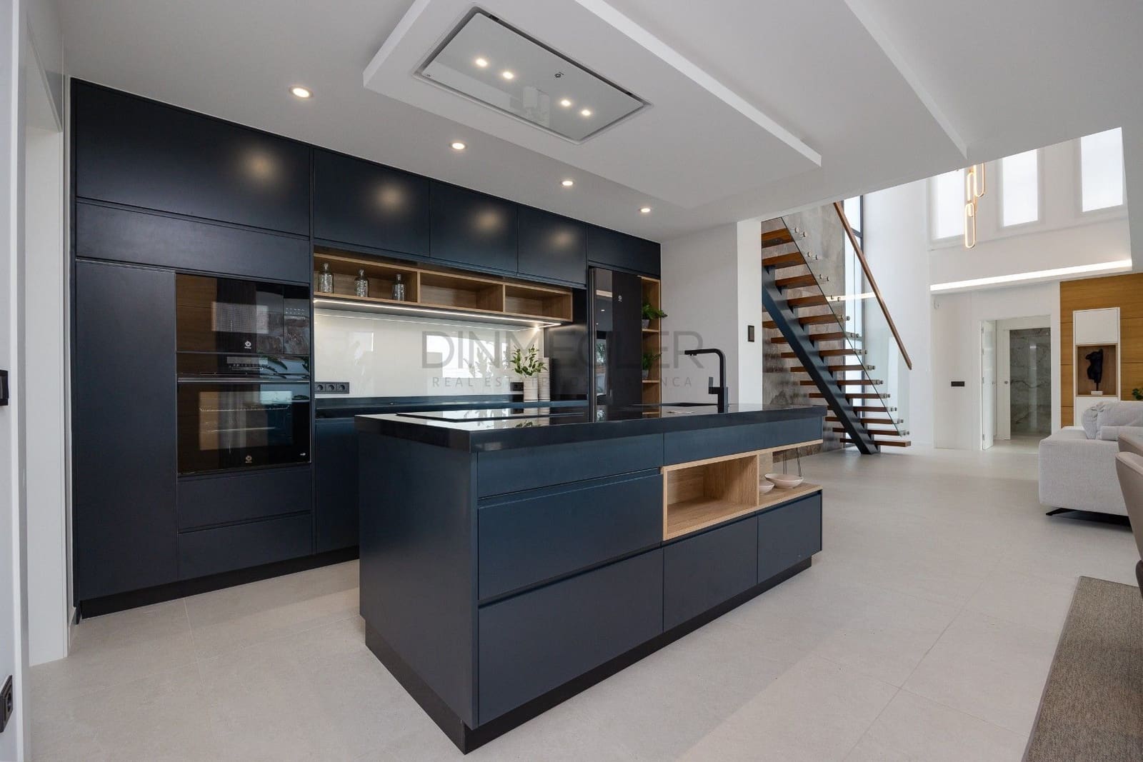 3 makuuhuone Huvila myytävänä paikassa Ciudad Quesada mukana uima-altaan - 925 000 € (Ref: 8765285)