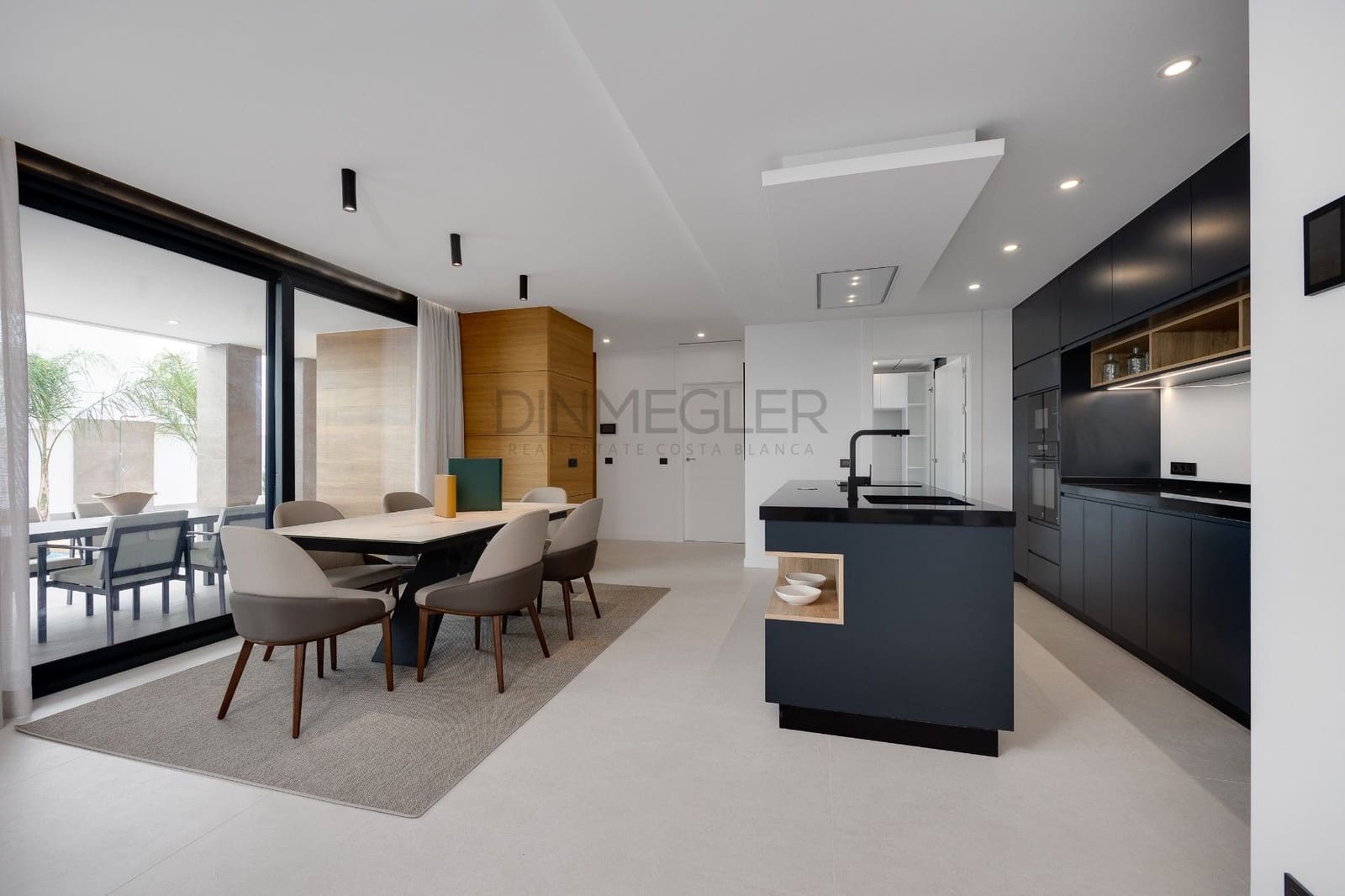 3 makuuhuone Huvila myytävänä paikassa Ciudad Quesada mukana uima-altaan - 925 000 € (Ref: 8765285)