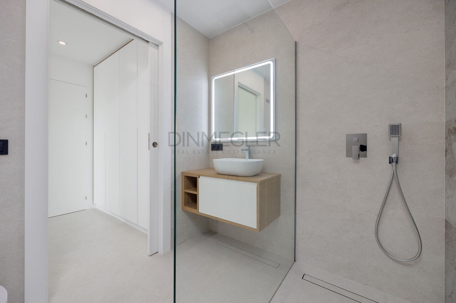 3 makuuhuone Huvila myytävänä paikassa Ciudad Quesada mukana uima-altaan - 925 000 € (Ref: 8765285)