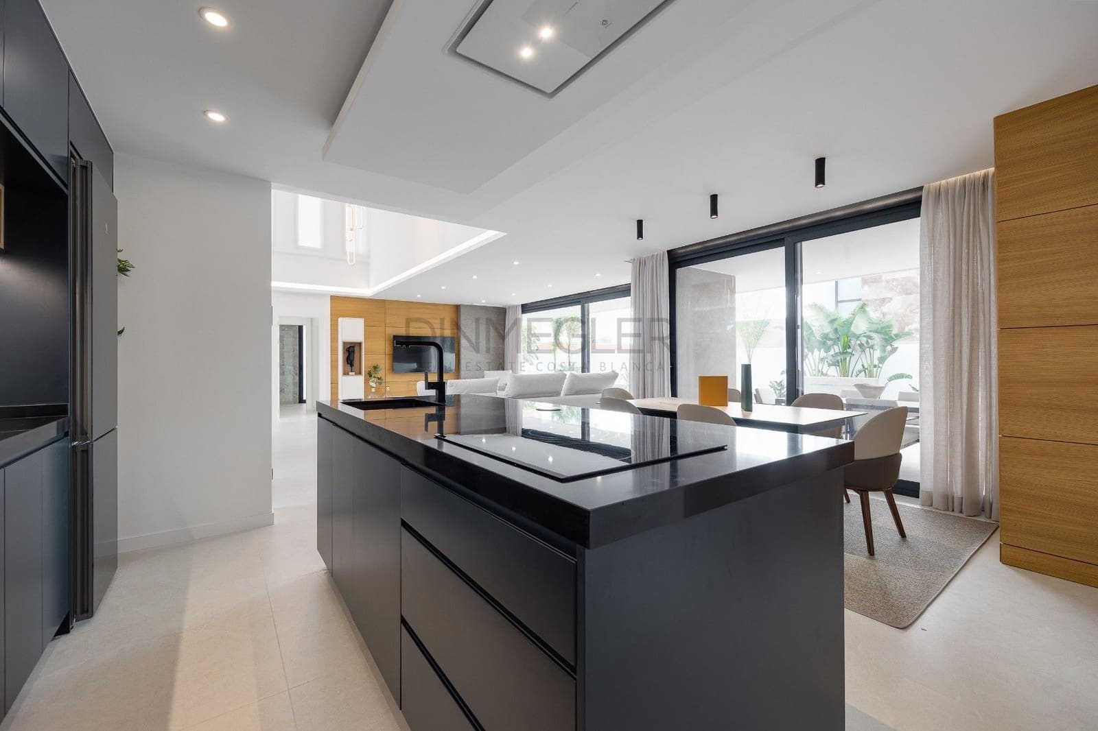 3 makuuhuone Huvila myytävänä paikassa Ciudad Quesada mukana uima-altaan - 925 000 € (Ref: 8765285)