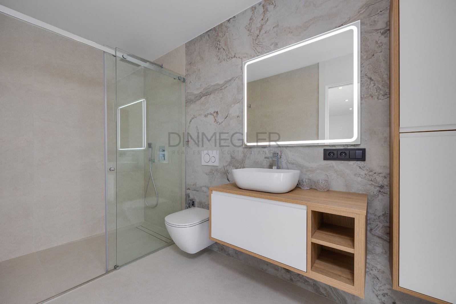 3 makuuhuone Huvila myytävänä paikassa Ciudad Quesada mukana uima-altaan - 925 000 € (Ref: 8765285)