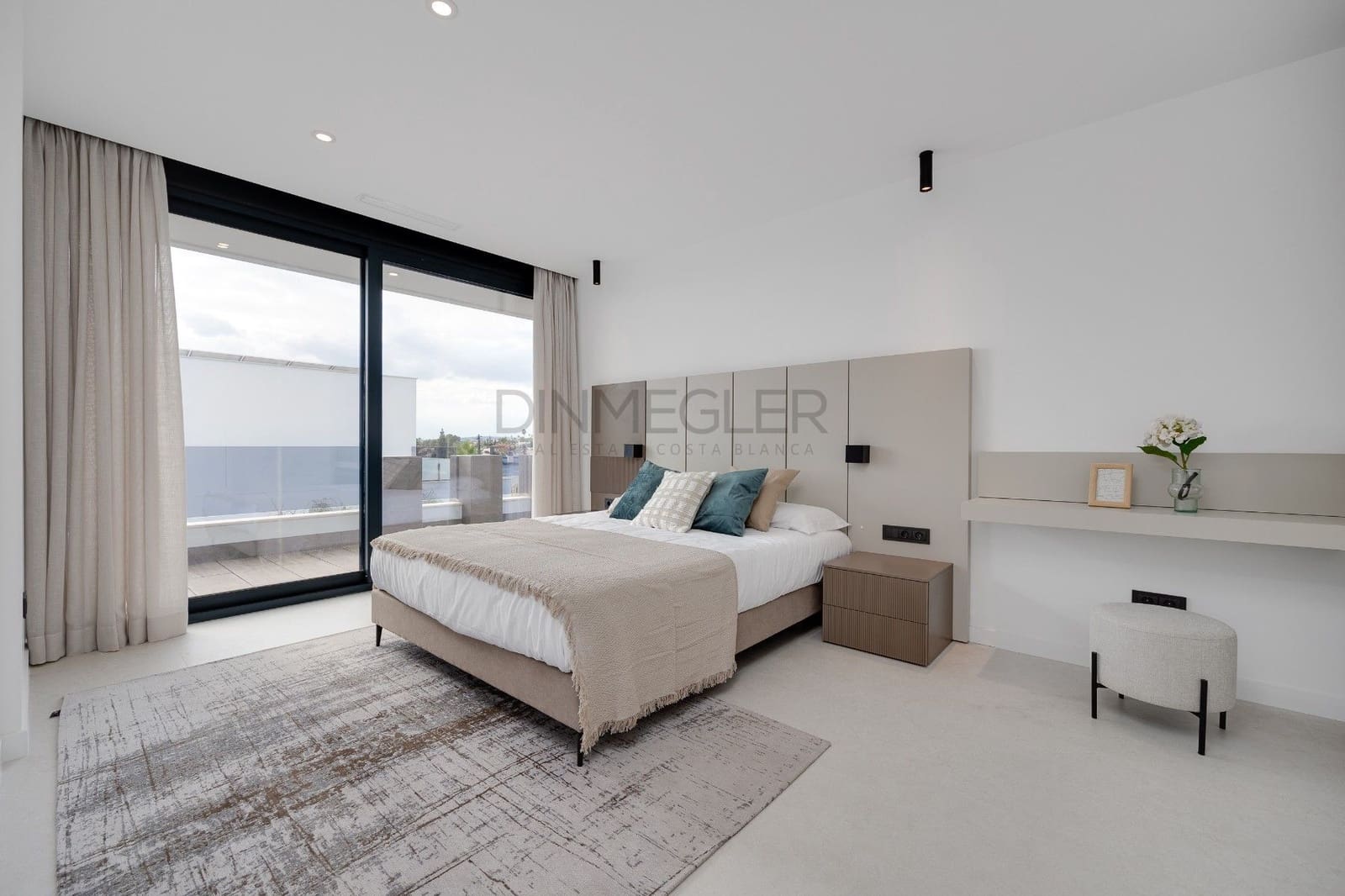 3 makuuhuone Huvila myytävänä paikassa Ciudad Quesada mukana uima-altaan - 925 000 € (Ref: 8765285)