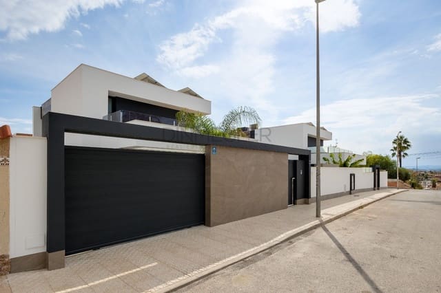 3 bedroom Villa for sale in Ciudad Quesada, Rojales with pool - € 925,000 (Ref: 8765285)