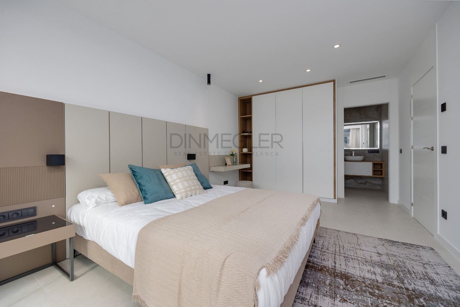 3 makuuhuone Huvila myytävänä paikassa Ciudad Quesada mukana uima-altaan - 925 000 € (Ref: 8765285)