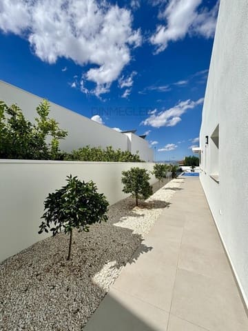 3 Zimmer Villa zu verkaufen in Benijófar mit Pool - 478.732 € (Ref: 8818057)