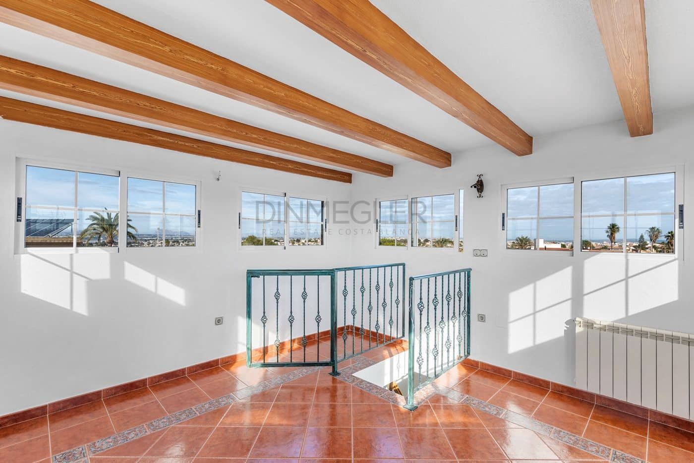 4 sovrum Villa till salu i Torrevieja med pool garage - 689 000 € (Ref: 8926609)