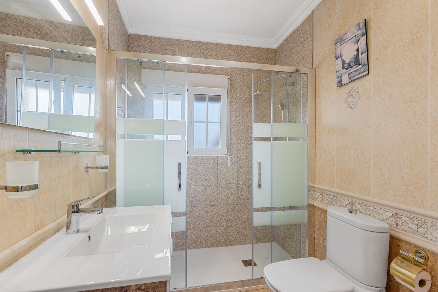 4 soveværelse Villa til salg i Torrevieja med swimmingpool garage - € 689.000 (Ref: 8926609)