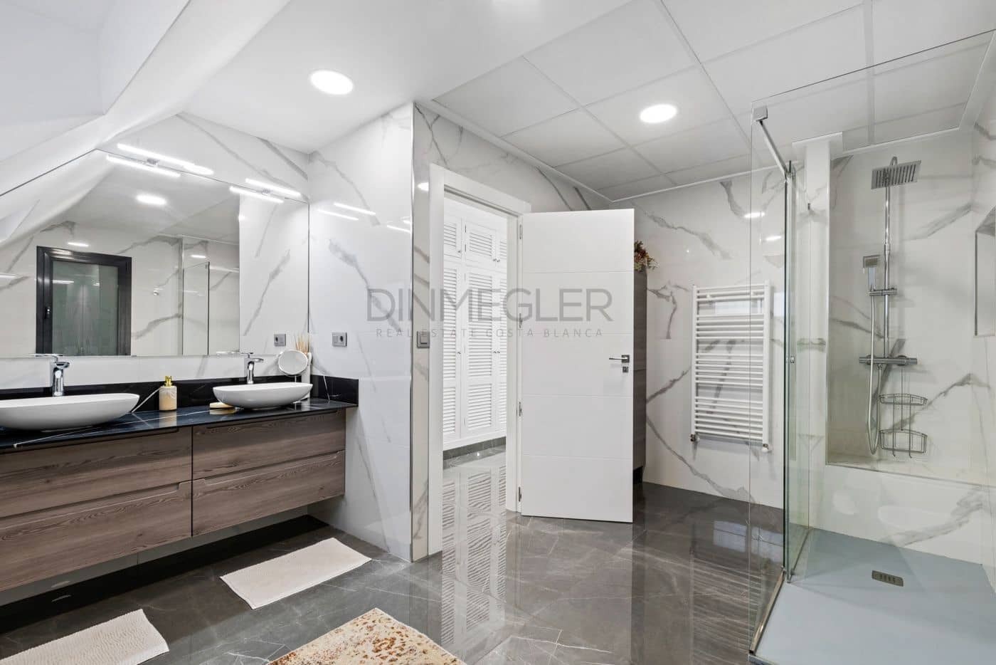 5 soverom Villa til salgs i San Juan de Alicante / Sant Joan d'Alacant med svømmebasseng garasje - € 1 365 000 (Ref: 8926611)