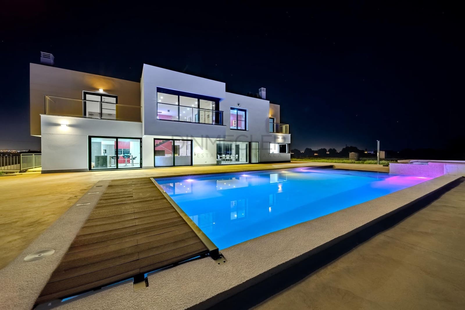 5 bedroom Villa for sale in La Marina with pool garage - € 990,000 (Ref: 8950654)