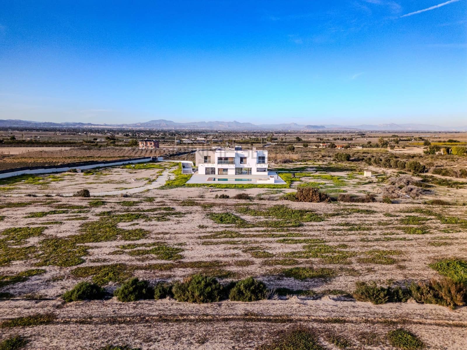 5 bedroom Villa for sale in La Marina with pool garage - € 990,000 (Ref: 8950654)
