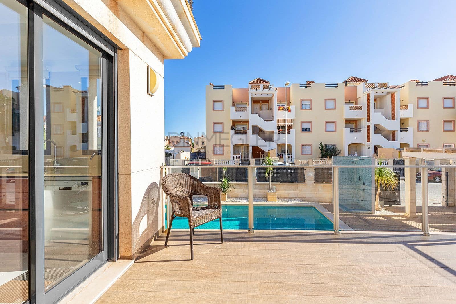 5 bedroom Villa for sale in La Zenia with pool - € 895,000 (Ref: 9007602)