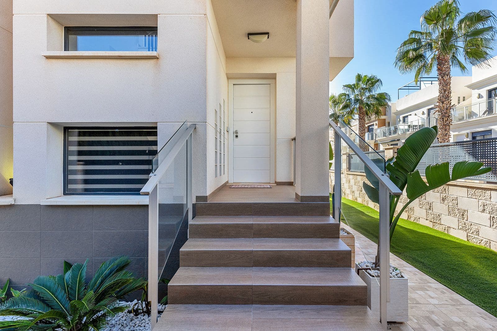 5 soverom Villa til salgs i La Zenia med svømmebasseng - € 950 000 (Ref: 9007602)