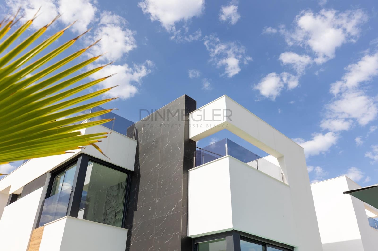 3 chambre Villa/Maison à vendre à Torrevieja avec piscine - 800 000 € (Ref: 9042146)