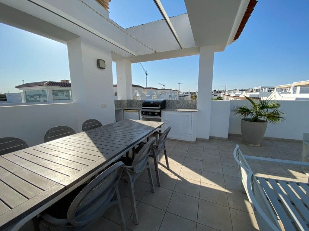 2 slaapkamer Appartement te koop in Ciudad Quesada met zwembad - € 299.900 (Ref: 9132265)