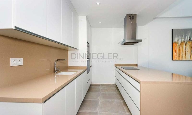 3 slaapkamer Villa te koop in Daya Nueva met zwembad - € 420.000 (Ref: 9236842)