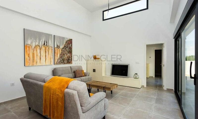 3 slaapkamer Villa te koop in Daya Nueva met zwembad - € 420.000 (Ref: 9236842)