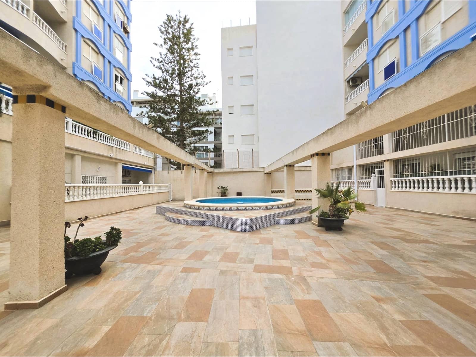 2 camera da letto Appartamento da affittare in Torrevieja con piscina - 850 € (Rif: 9264426)