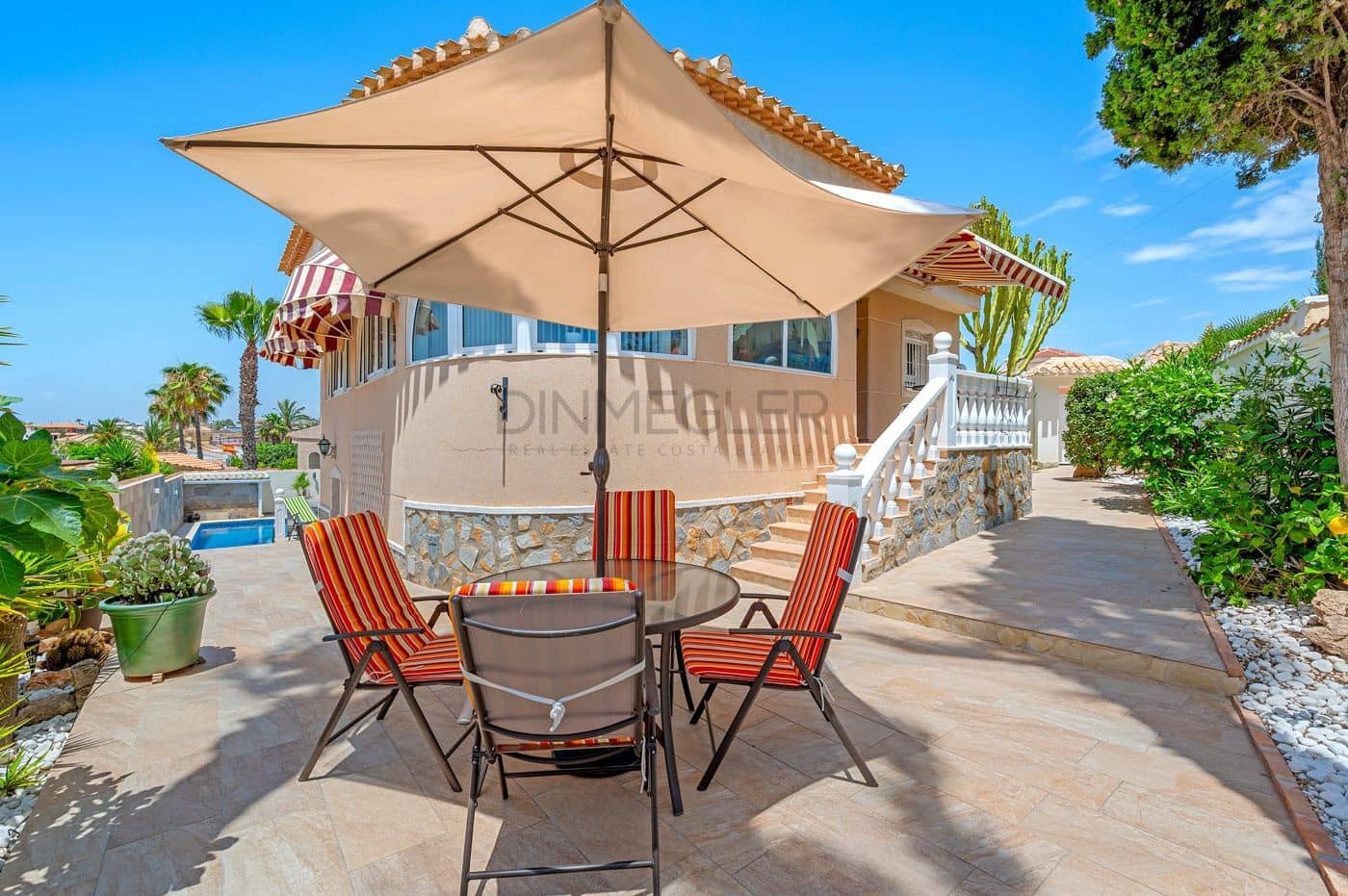 3 sypialnia Willa na sprzedaż w Ciudad Quesada z basenem - 460 000 € (Ref: 9310839)