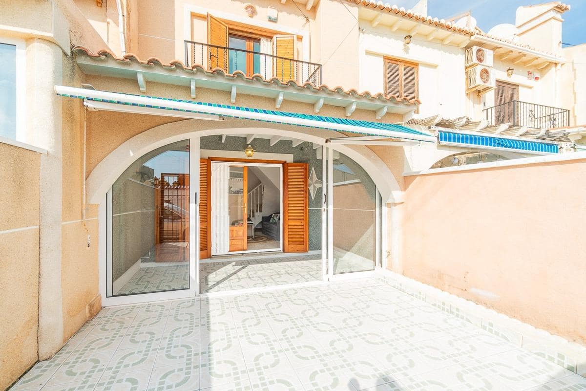 2 sovrum Lägenhet till salu i Torrevieja med pool - 139 000 € (Ref: 9317805)