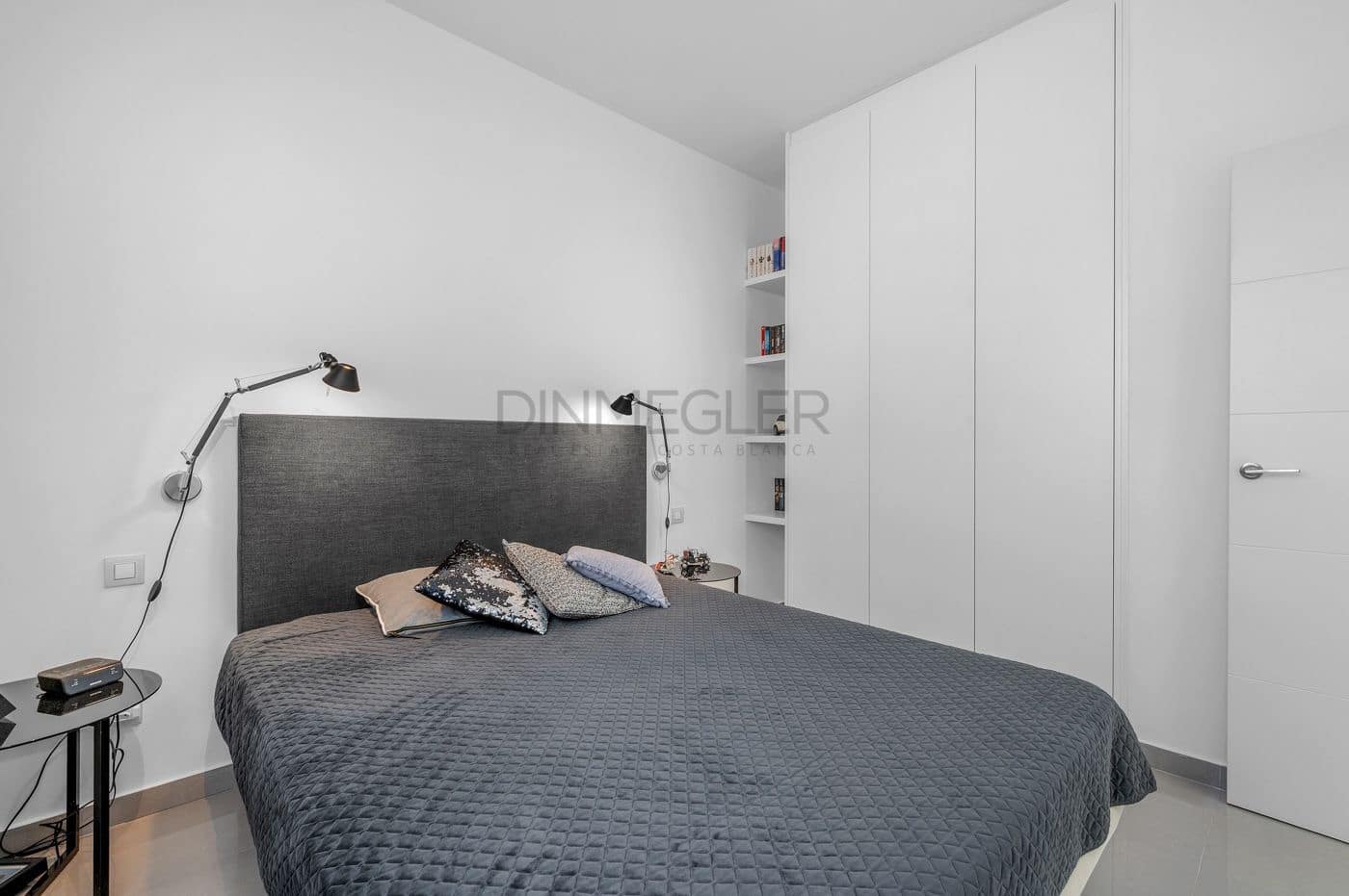 4 sypialnia Willa na sprzedaż w Guardamar del Segura z basenem - 1 390 000 € (Ref: 9326402)