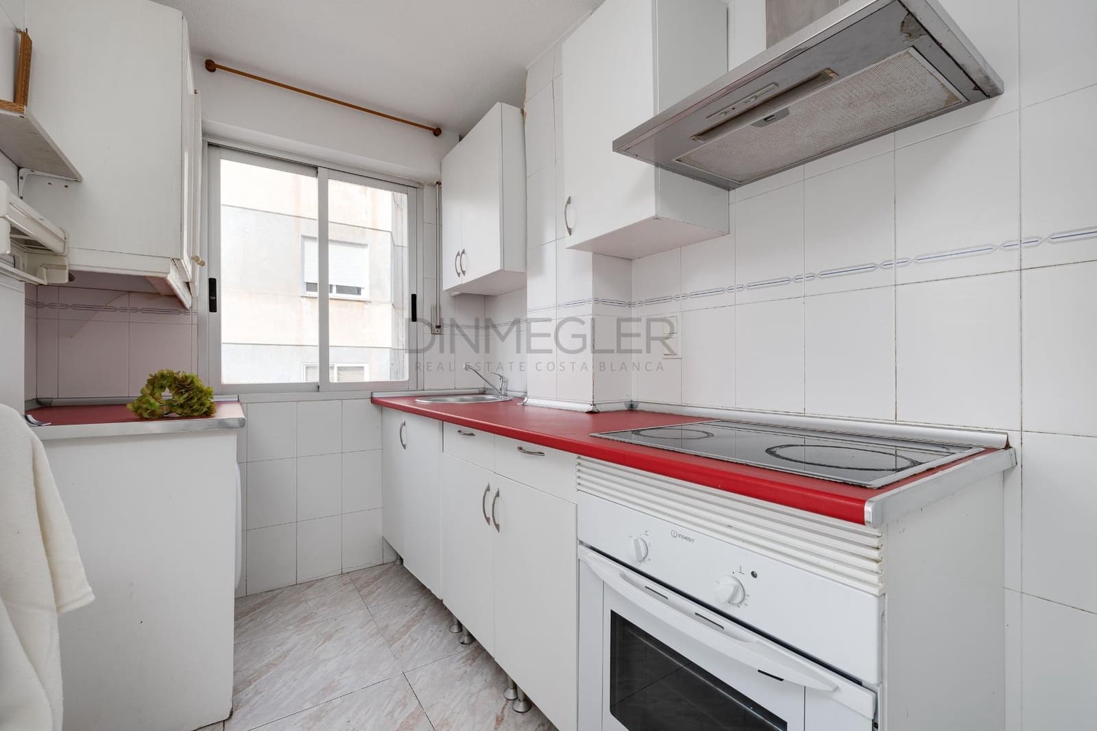 2 soverom Leilighet til salgs i Torrevieja - € 150 000 (Ref: 9330580)